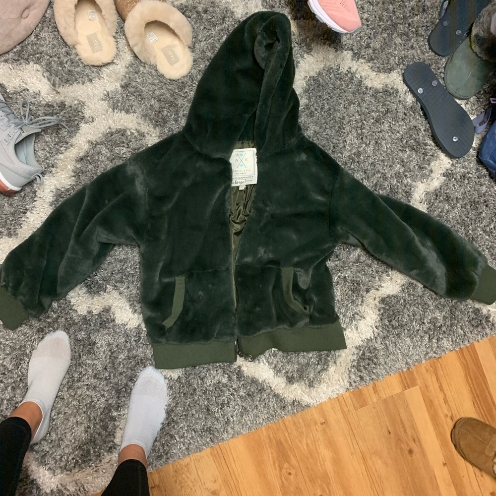 CROPPED FUR JACKET